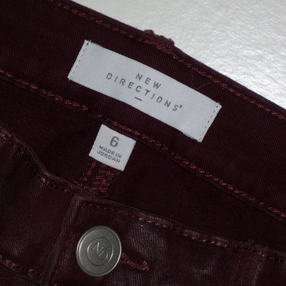 NEW DIRECTIONS 6 "Mulberry" Sleek & Sculpt Jeans NWT Wet Look Tummy Control - Picture 4 of 13